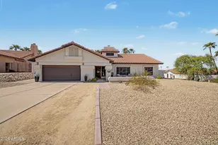 801 E Braeburn Dr, Phoenix, AZ 85022 - Photo 43