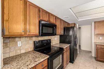 1334 E Helena Drive, Phoenix, AZ 85022 - Photo 9