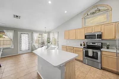 1352 W Sparrow Drive, Chandler, AZ 85286 - Photo 5