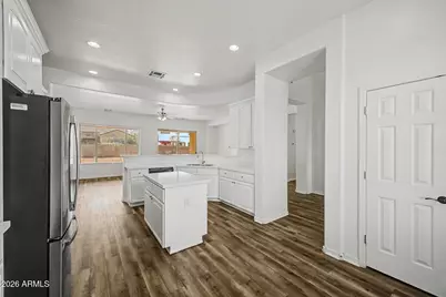 6893 S Black Hills Way, Chandler, AZ 85249 - Photo 17