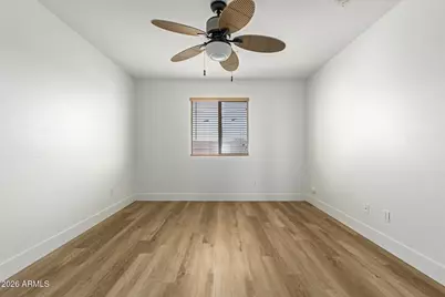 7007 W Mercer Lane, Peoria, AZ 85345 - Photo 9