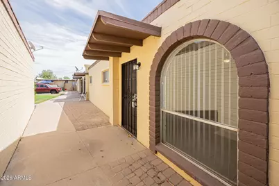 388 N Comanche Drive #Apt 15, Chandler, AZ 85224 - Photo 3
