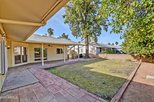 10933 W Tropicana Cir, Sun City, AZ 85351 - Photo 5
