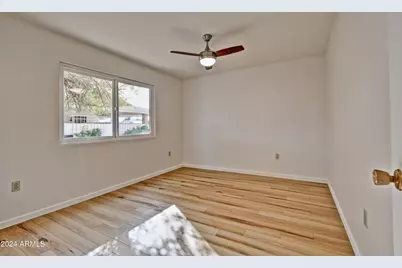 10933 W Tropicana Circle, Sun City, AZ 85351 - Photo 17