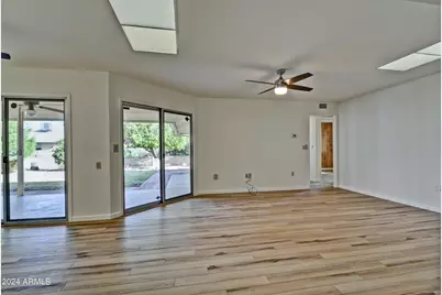 10933 W Tropicana Circle, Sun City, AZ 85351 - Photo 3