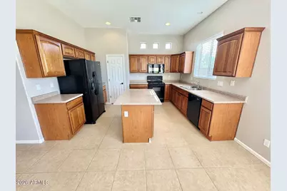 33007 N 23rd Avenue, Phoenix, AZ 85085 - Photo 3