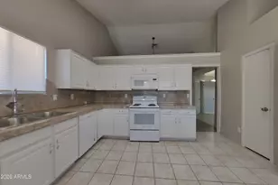 7127 W McRae Way, Glendale, AZ 85308 - Photo 7