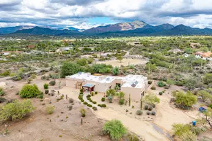 39405 N Spur Cross Rd, Cave Creek, AZ 85331 - Photo 1