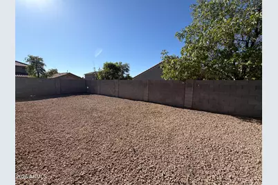 13925 W Mauna Loa Lane, Surprise, AZ 85379 - Photo 17