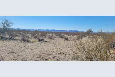 11513 W Hunt Highway #-, Goodyear, AZ 85395 - Photo 9