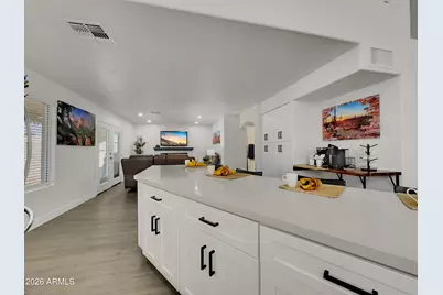 14576 N 90th Drive, Peoria, AZ 85381 - Photo 5