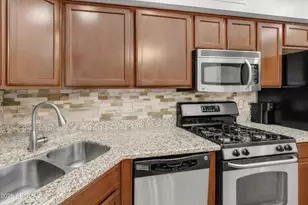 7841 N 21st Ave, Phoenix, AZ 85021 - Photo 9