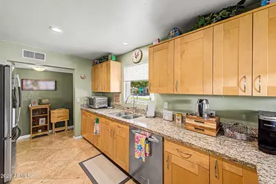 526 W Townley Avenue, Phoenix, AZ 85021 - Photo 9