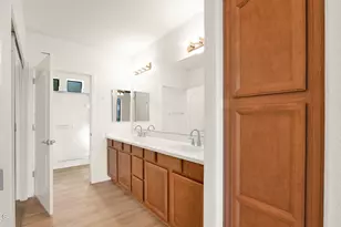 7027 N Scottsdale Rd, Paradise Valley, AZ 85253 - Photo 21