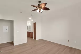 7027 N Scottsdale Rd, Paradise Valley, AZ 85253 - Photo 19