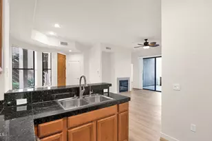7027 N Scottsdale Rd, Paradise Valley, AZ 85253 - Photo 11