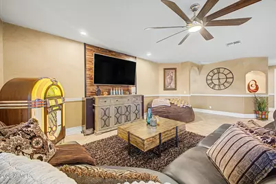 1200 E Horseshoe Drive, Chandler, AZ 85249 - Photo 7