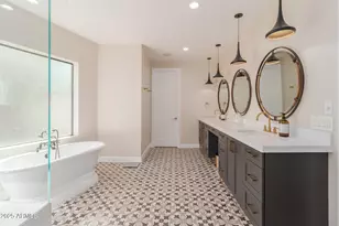 4601 N Royal View Dr, Phoenix, AZ 85018 - Photo 25