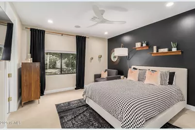 4601 N Royal View Drive, Phoenix, AZ 85018 - Photo 23