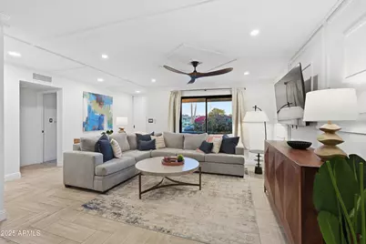 8526 E Whitton Avenue, Scottsdale, AZ 85251 - Photo 13