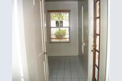 550 W Cambridge Avenue, Phoenix, AZ 85003 - Photo 7