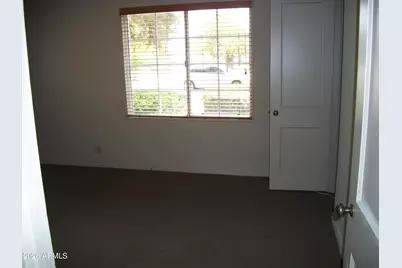 550 W Cambridge Avenue, Phoenix, AZ 85003 - Photo 15