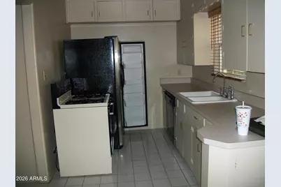 550 W Cambridge Avenue, Phoenix, AZ 85003 - Photo 9