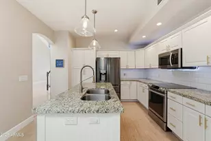 9034 W Port Royale Ln, Peoria, AZ 85381 - Photo 7