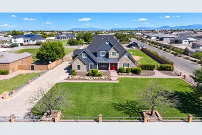 17944 E Avenida Del Valle Drive, Gilbert, AZ 85298 - Photo 5
