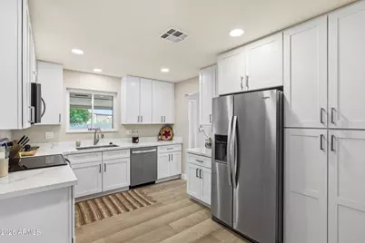 6337 E Des Moines Street, Mesa, AZ 85205 - Photo 11