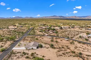 22050 W El Grande Trail, Wickenburg, AZ 85390 - Photo 33