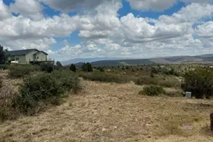 18129 S Peeples Valley Rd, Peeples Valley, AZ 86332 - Photo 1