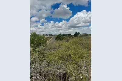 18129 S Peeples Valley Road #5, Peeples Valley, AZ 86332 - Photo 5