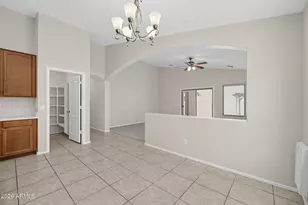 7156 W Flynn Ln, Glendale, AZ 85303 - Photo 11