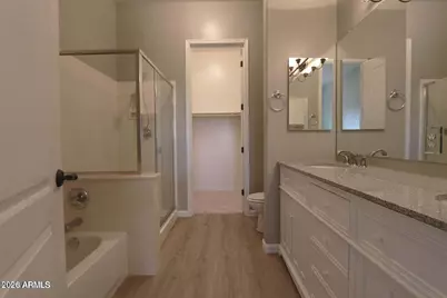 1750 E Ocotillo Road #17, Phoenix, AZ 85016 - Photo 11