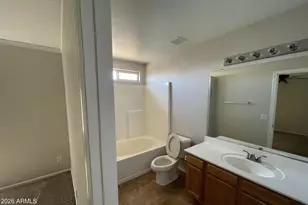 10925 W Kaler Dr, Glendale, AZ 85307 - Photo 21