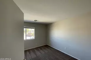 10925 W Kaler Dr, Glendale, AZ 85307 - Photo 21