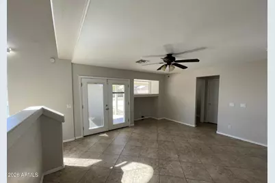 10925 W Kaler Drive, Glendale, AZ 85307 - Photo 9