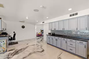 3418 E Lupine Ave, Phoenix, AZ 85028 - Photo 15