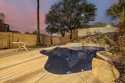 18433 N 12th Way, Phoenix, AZ 85022 - Photo 17