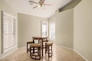 406 E Taro Ln, Phoenix, AZ 85024 - Photo 5