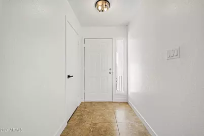 2910 W Sandra Terrace, Phoenix, AZ 85053 - Photo 5