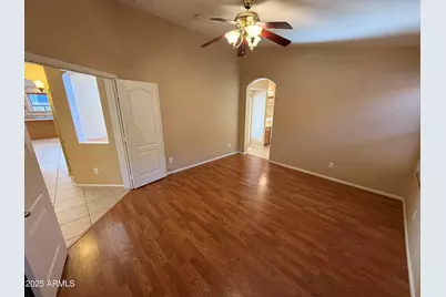 2321 W Straight Arrow Lane, Phoenix, AZ 85085 - Photo 19