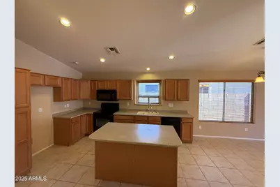 2321 W Straight Arrow Lane, Phoenix, AZ 85085 - Photo 9