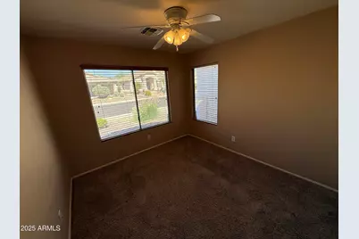 2321 W Straight Arrow Lane, Phoenix, AZ 85085 - Photo 29