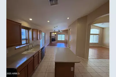 2321 W Straight Arrow Lane, Phoenix, AZ 85085 - Photo 11