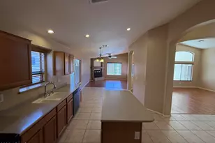 2321 W Straight Arrow Ln, Phoenix, AZ 85085 - Photo 11