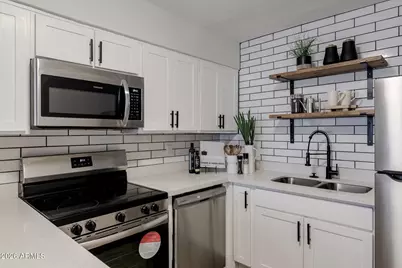 1615 N 51st Street #3, Phoenix, AZ 85008 - Photo 1