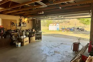 18233 S John Fry Ave, Peeples Valley, AZ 86332 - Photo 23