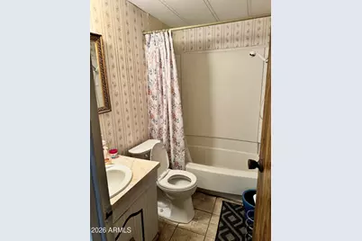 18233 S John Fry Avenue, Peeples Valley, AZ 86332 - Photo 17